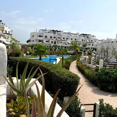 Apartment With Sea View In Sunsetgolf Διαμέρισμα *