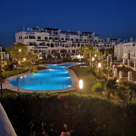 Apartment With Sea View In Sunsetgolf Εστεπόνα