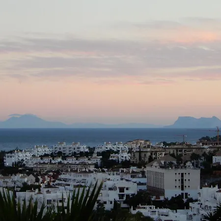 Apartment With Sea View In Sunsetgolf *