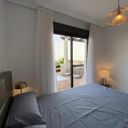 Apartment With Sea View In Sunsetgolf * Εστεπόνα