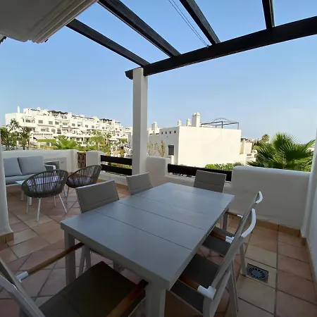 Apartment With Sea View In Sunsetgolf *